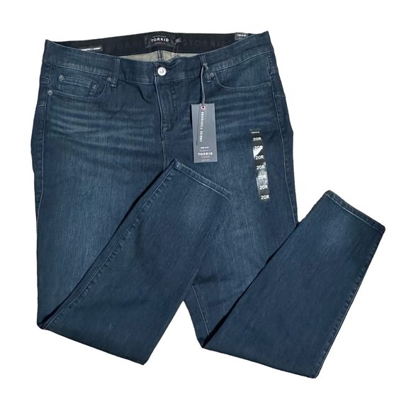 NWT-torrid Premium Bombshell Skinny Jeans-Sz 20R - Picture 1 of 8